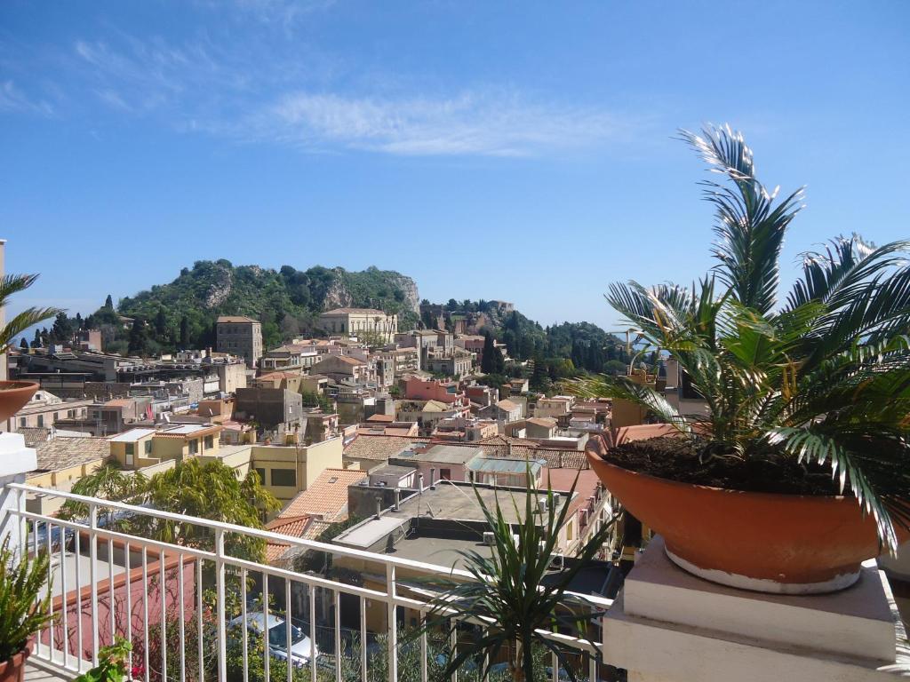 Hostel Taormina - Homstel Exterior photo